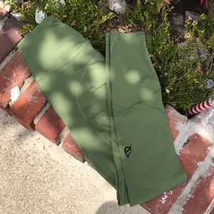 Ptula Leggings